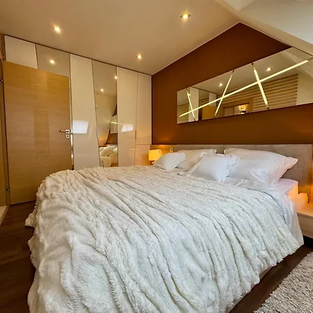 דירה Avira With Free Private Garage *