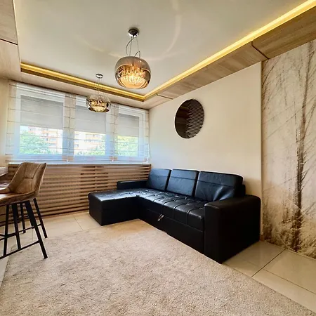 Avira With Free Private Garage