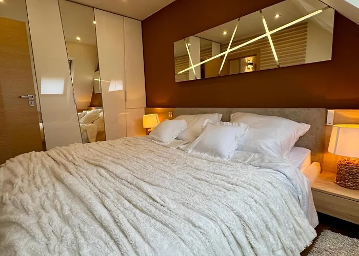 Appartement Avira With Free Private Garage