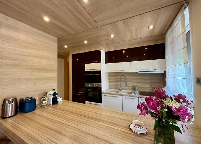 Appartement Avira With Free Private Garage